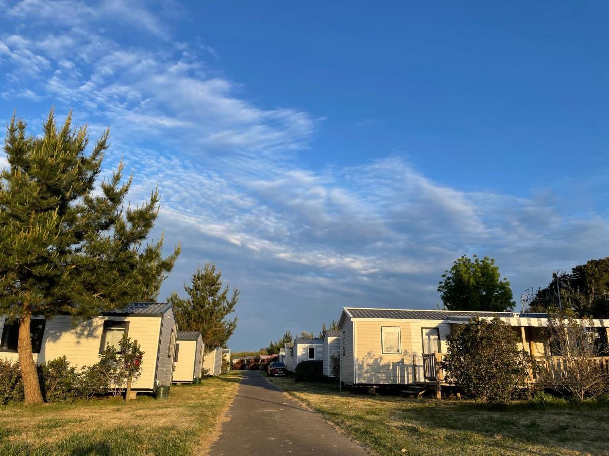 Camping Le Village De La Mer Les Moutiers Luaran gambar