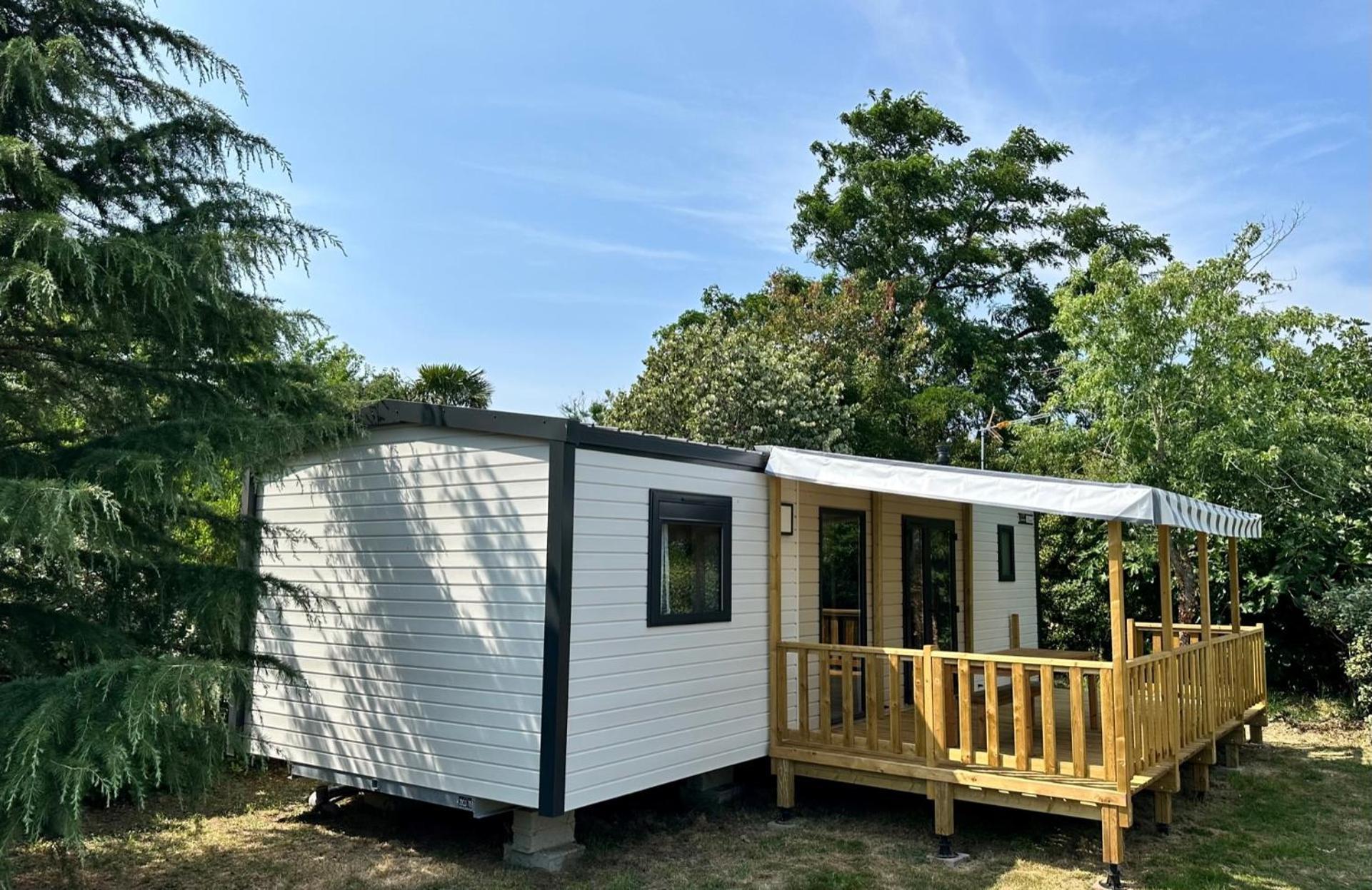 Camping Le Village De La Mer Les Moutiers Luaran gambar