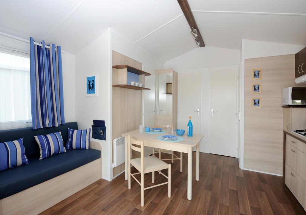 Camping Le Village De La Mer Les Moutiers Luaran gambar